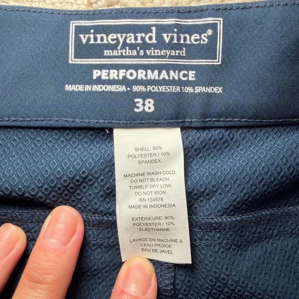 NEW Vineyard Vines Mens 9 Inch Solid Boardshort Blue Blazer Performance Swim 38